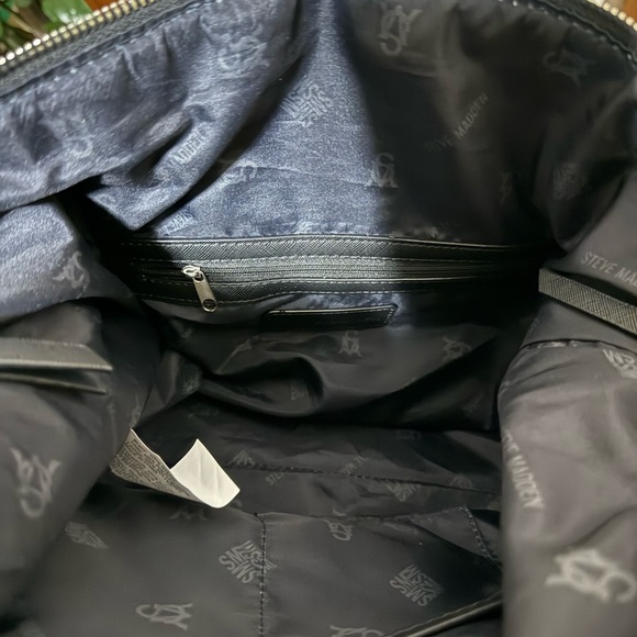 Steve Madden quilted tote/crossbody - Picture 9 of 10